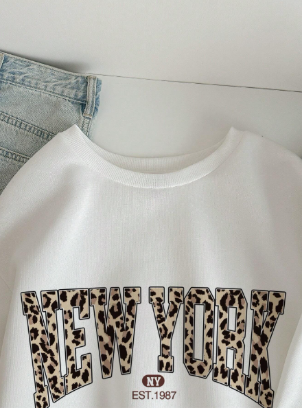 Leopard Print New York Slogan Long Sleeve Loose Fit Thick Crew Neck Sweatshirt